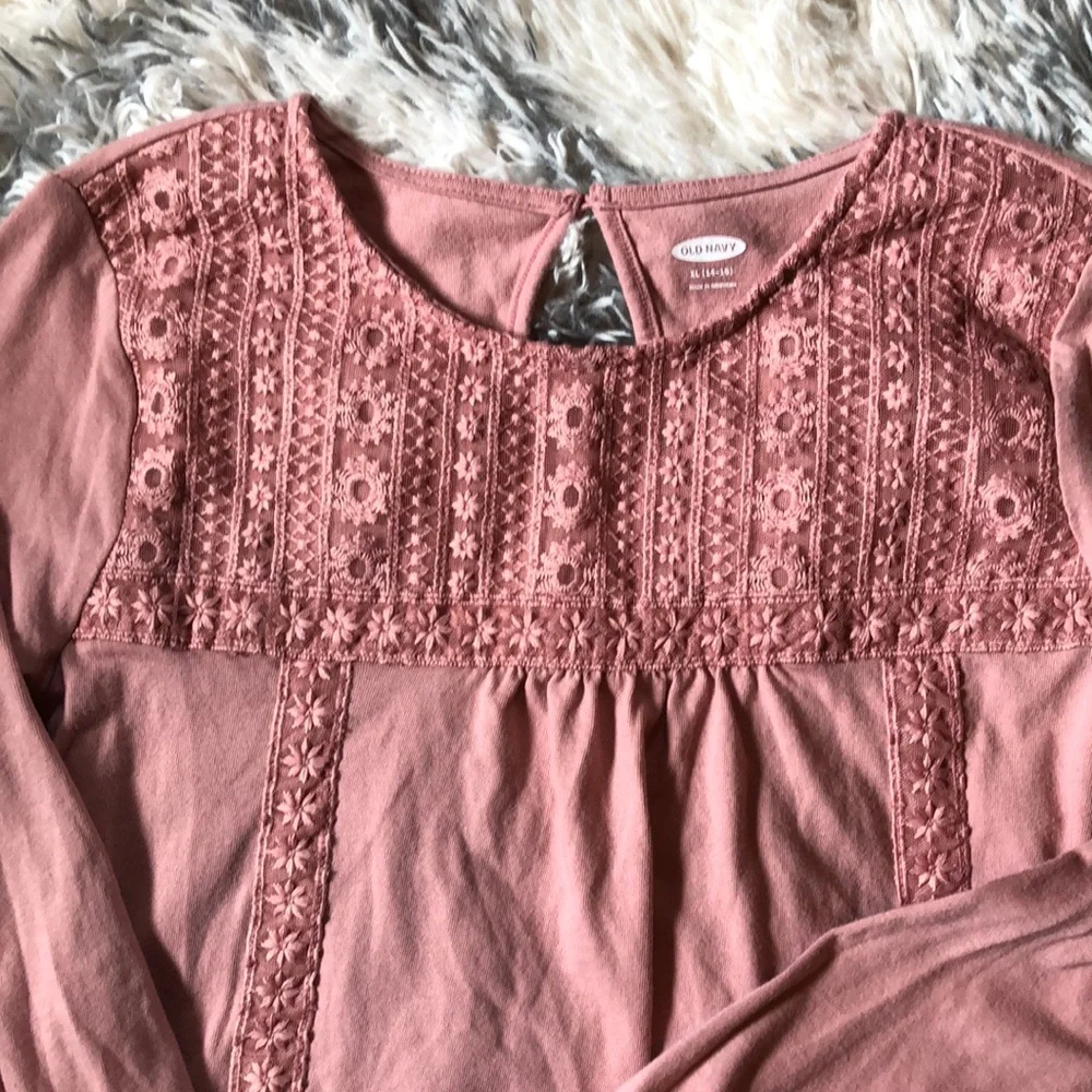Old Navy Girls Long Sleeve Top - Picture 2 of 6